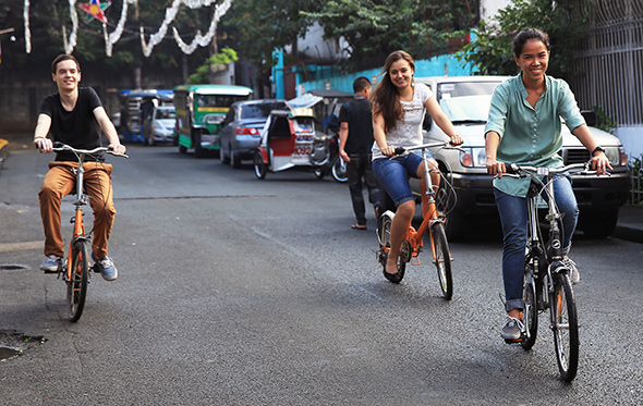 fietsen-door-manila